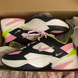 Women’s Nike M2K TEKNO